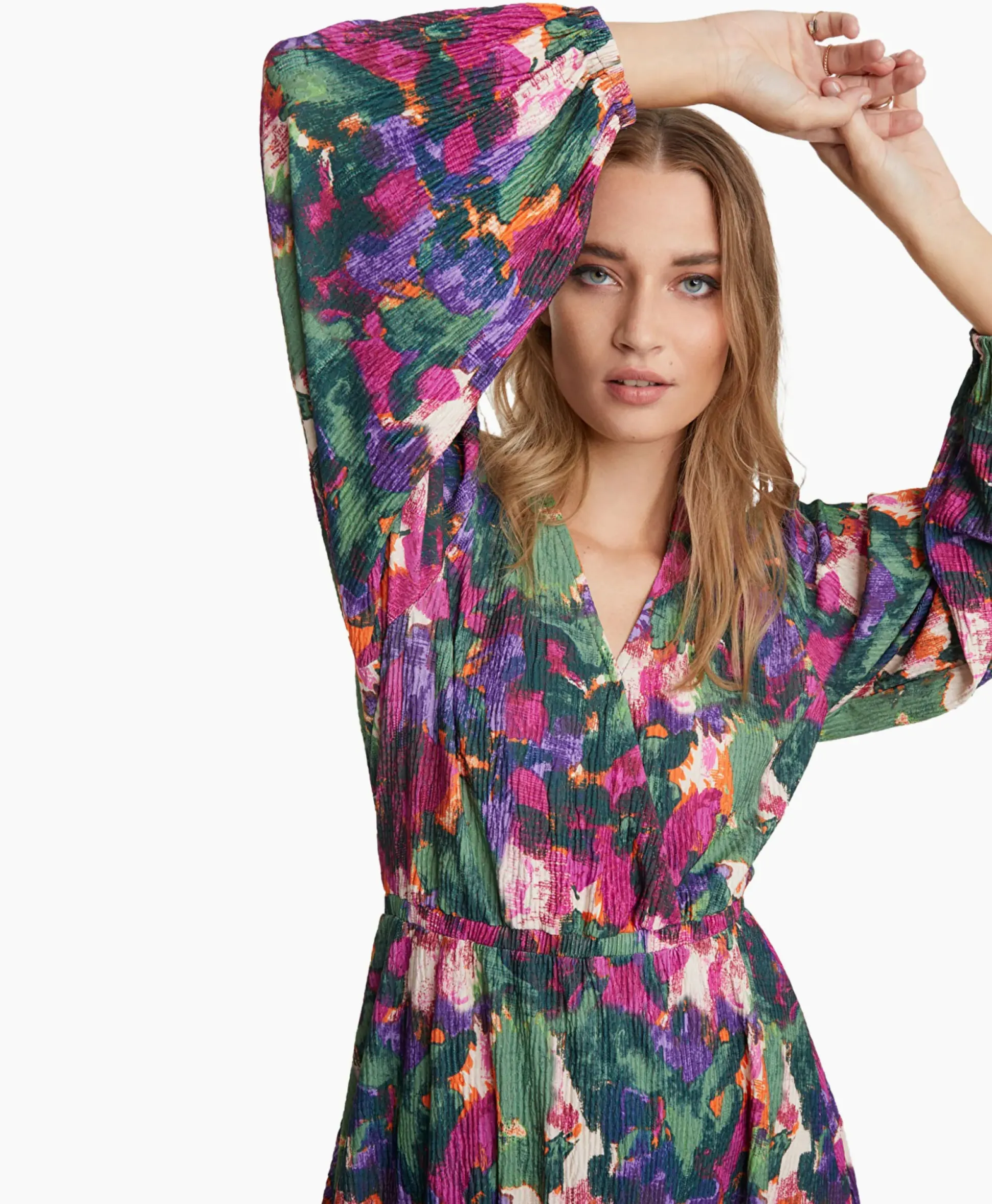 Alix The Label Mini Jurk Woven Camouflage Flower Zwart