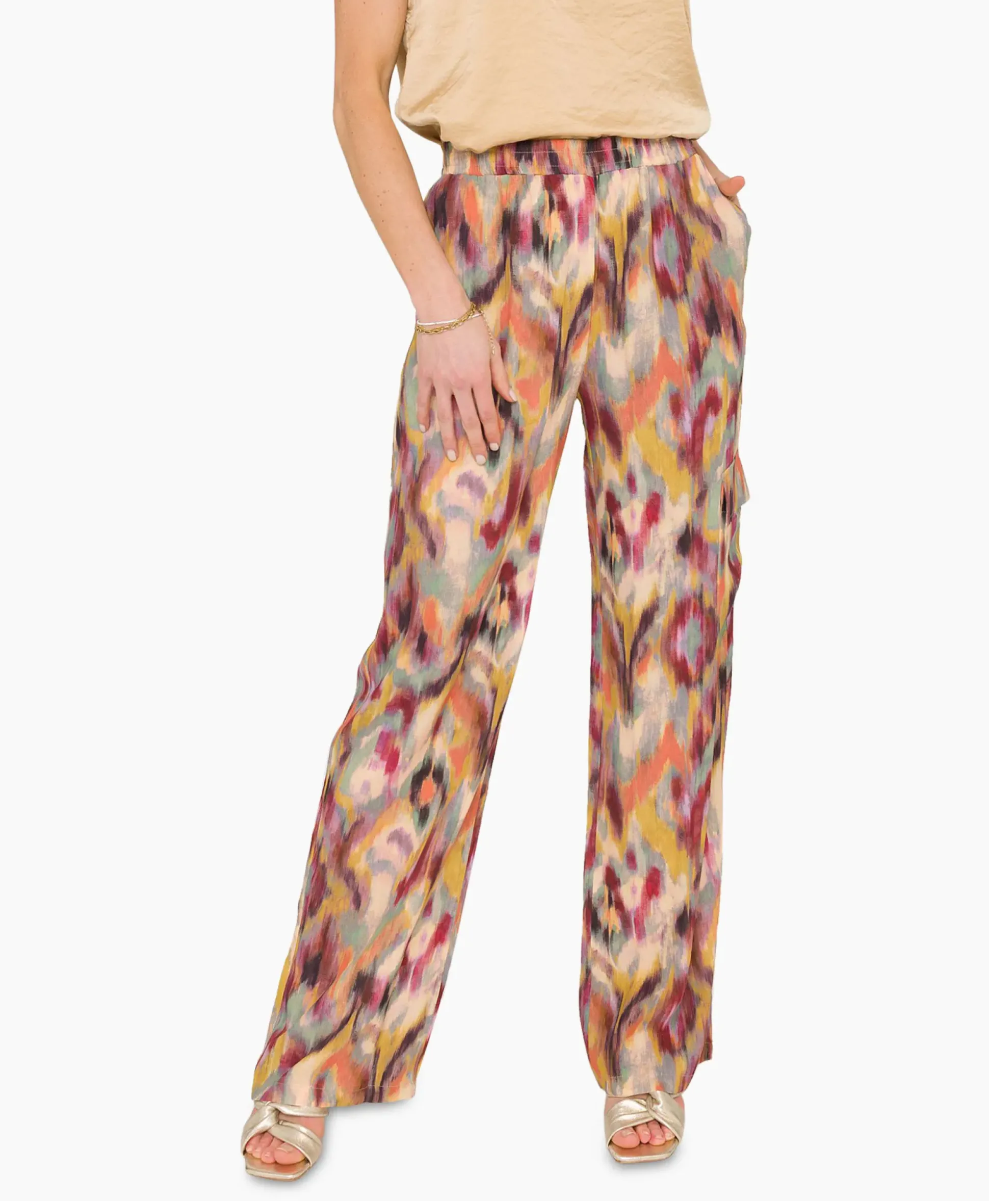 Anna Van Toor Broek 26A02-03208 Zand