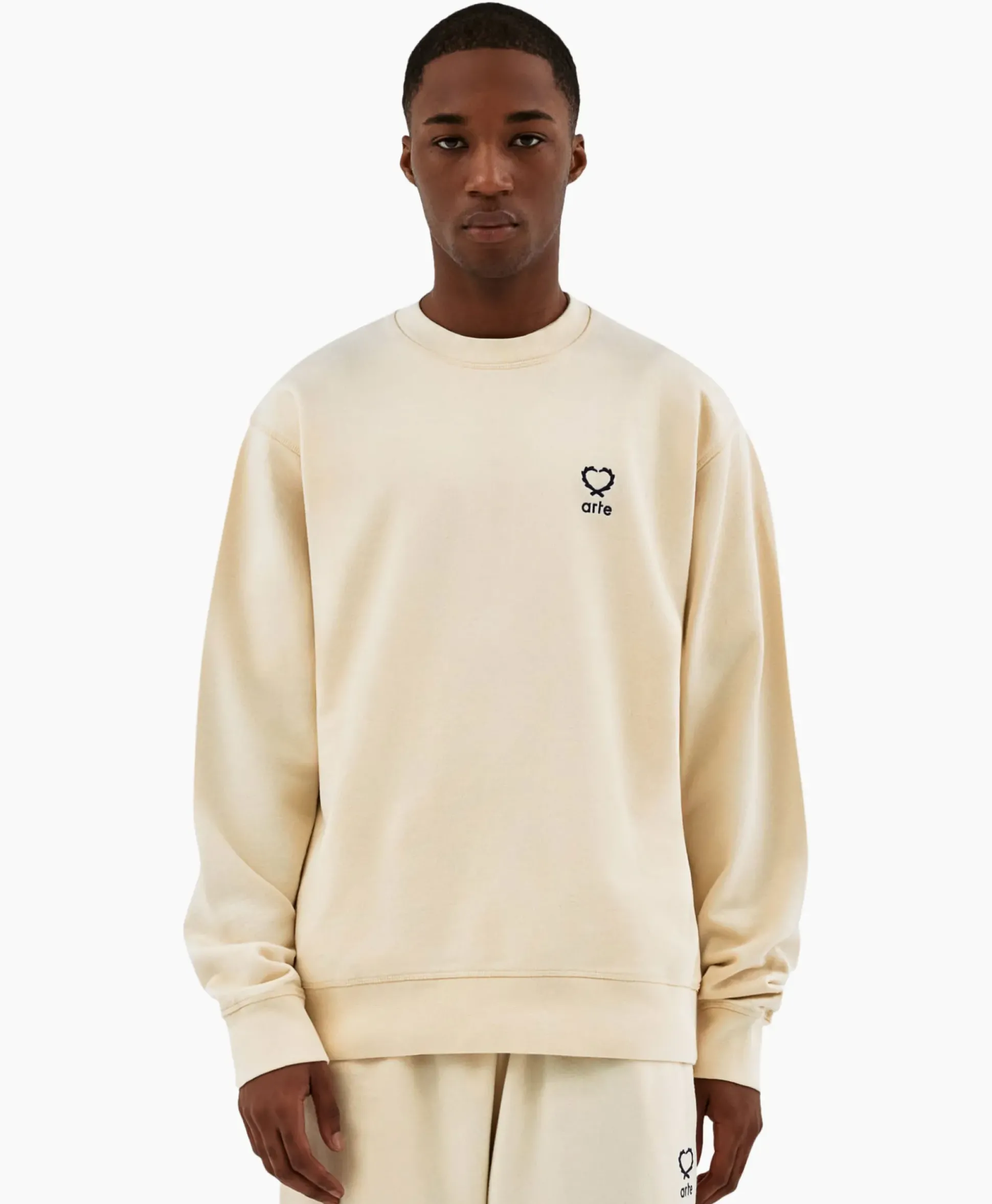 Arte Antwerp Sweater Hearts Leaves Arte Logo Chest Off White