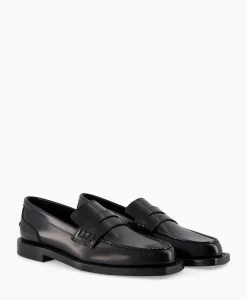 Closed Loafer Zwart
