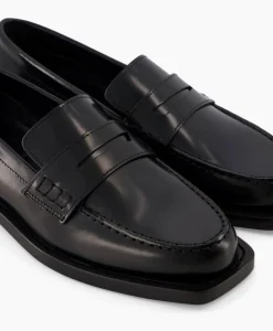 Closed Loafer Zwart