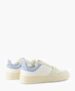 Closed Sneaker Low Top Licht Blauw