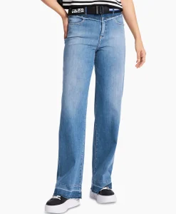 Marccain Sport Jeans Ws 82.14 D09 Licht Blauw
