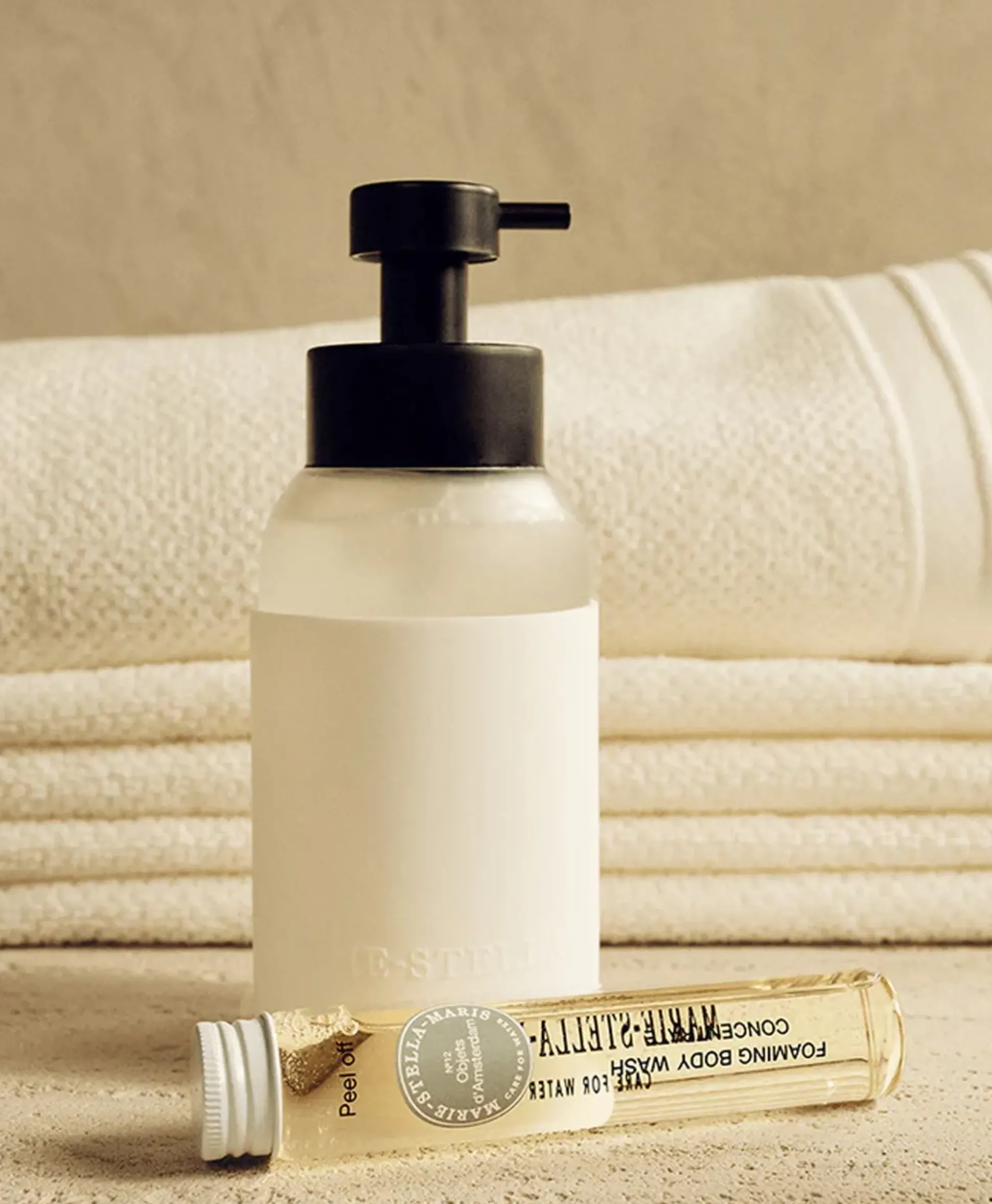 Marie-Stella-Maris Body Foamer Concentrate Objets D'Amste Diversen