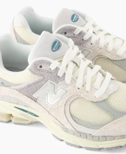 New Balance Sneaker 2002 Off White