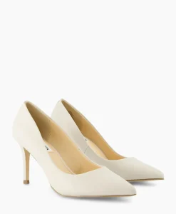 Steve Madden Pump Ladybug Ecru