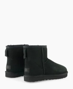Ugg Enkellaars Classic Mini Ii Zwart